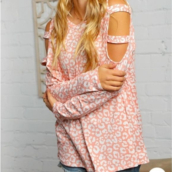 Blush Animal Print Blouse - Picture 5 of 6